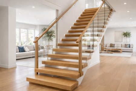 escalier-bois-interieur-lumineux-salon-elegant